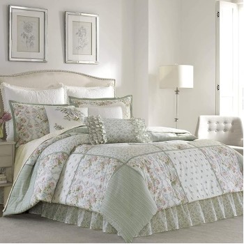 - Queen Comforter Set, Reversible Cotton Bedding with Matching Shams & Bedskirt, Stylish Home Decor for All Seasons (Harper Sage, Queen)