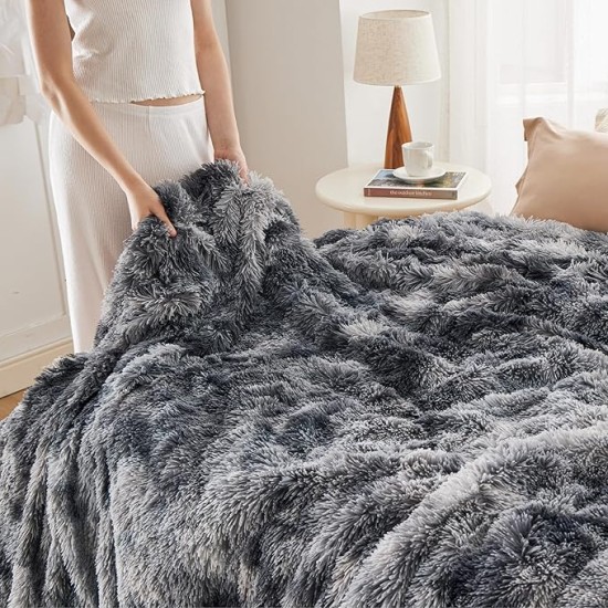 Soft Throw Blanket for Couch, Fuzzy Blanket Fluffy Sherpa Fleece Blankets & Throws, Christmas Blanket Gifts for Women Men, Cozy Thick Warm Plush Faux Fur Blanket Bed Room Decor, 50x60, Grey