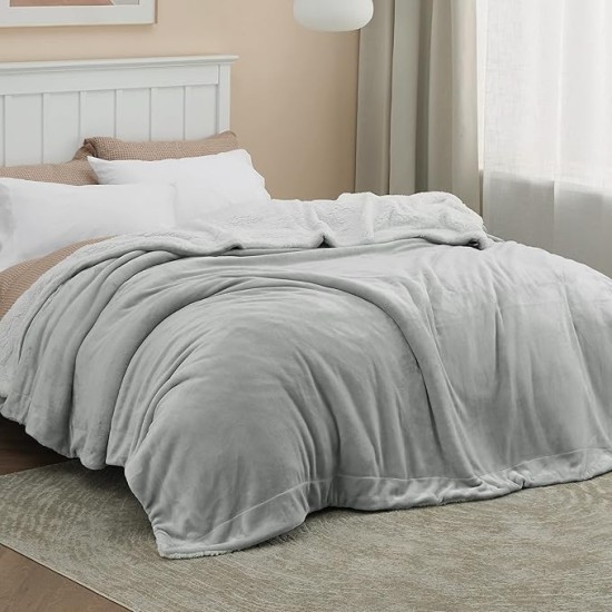 Sherpa Fleece Blankets King Size for Bed - Thick and Warm Blanket for Winter, Soft Fuzzy Plush King Blanket for All Seasons, Light Grey, 108x90 Inches