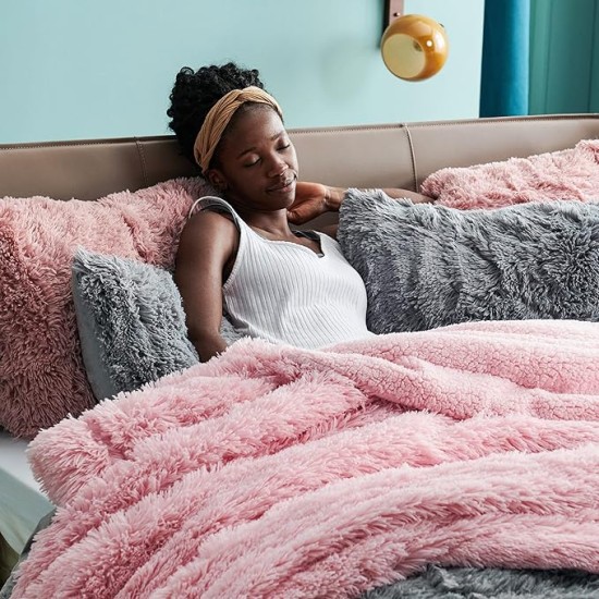 Soft Pink Blankets Queen Size for Bed, Fluffy Fuzzy Blankets for Full Queen Bed, Cozy Plush Sherpa Fleece Faux Fur Blanket for Winter, Thick Warm Blanket Gifts for Women, Girls, 90x90
