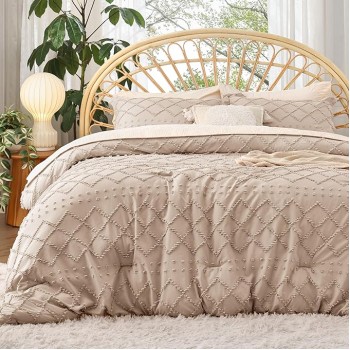Queen Comforter Set - Warm Tan Boho Tufted Shabby Chic Bedding Comforter Set, 3 Pieces Vintage Farmhouse Bed Set for All Seasons, Fluffy Soft Bedding Set with 2 Pillow Shams