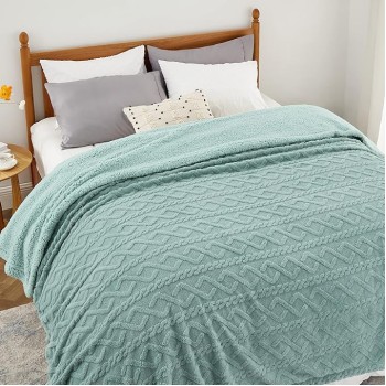 Sherpa Queen Size Blanket for Bed - Fuzzy Soft Cozy Blanket Queen Size, Fleece Thick Warm Blanket for Winter, Sage Green, 90x90 Inches