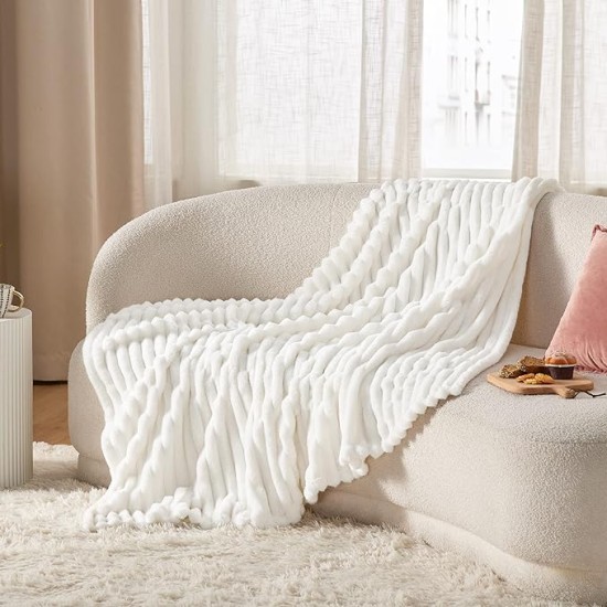 White Throw Blanket for Couch - Super Soft Cozy Blankets for Women, Cute Small Fleece Blanket for Girls, 50x60 Inches