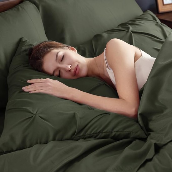 Queen Comforter Set Olive Green - Bed in a Bag Queen Size 7 Pieces, Pintuck Bedding Sets Gift for Christmas, Pinch Pleat Bed Set with Queen Size Comforter, Sheets, Pillowcases & Shams