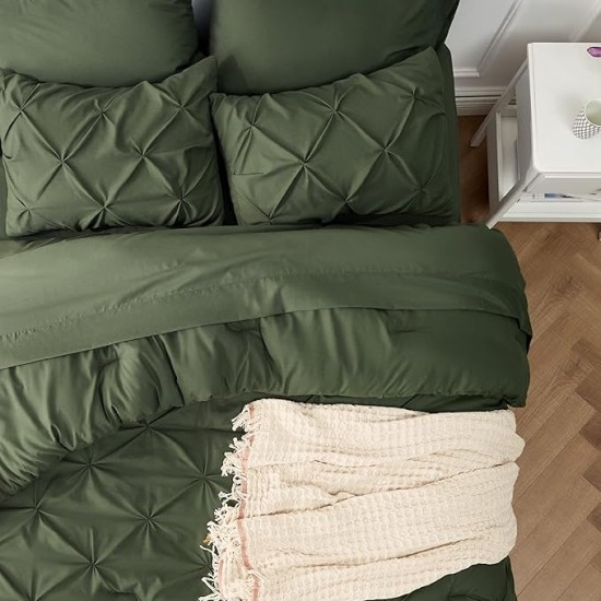 Queen Comforter Set Olive Green - Bed in a Bag Queen Size 7 Pieces, Pintuck Bedding Sets Gift for Christmas, Pinch Pleat Bed Set with Queen Size Comforter, Sheets, Pillowcases & Shams