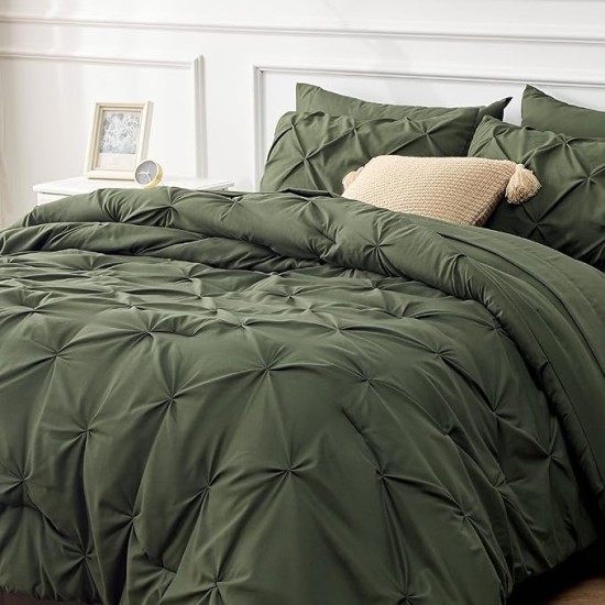 Queen Comforter Set Olive Green - Bed in a Bag Queen Size 7 Pieces, Pintuck Bedding Sets Gift for Christmas, Pinch Pleat Bed Set with Queen Size Comforter, Sheets, Pillowcases & Shams