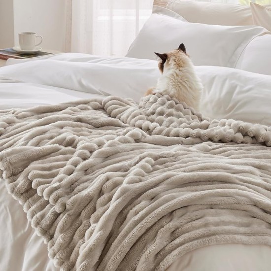 Blankets Queen Size for Bed - Super Soft Cozy Blankets for Women, Cute Large Fleece Blanket for Girls, Linen, 90x90 Inches