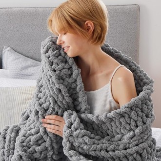 Chunky Knit Blanket Throw - 5.06 lbs 100% Hand Knit Chenille Chunky Throw Blanket for Couch, Thick and Warm Christmas Blanket for Winter, Grey, 50x60 Inches