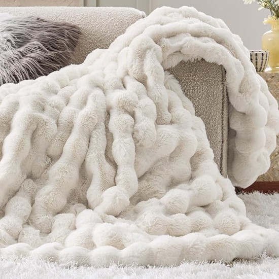 Faux Fur Blanket, White Soft and Fluffy Blanket, Fuzzy Cozy Plush Bubble Blanket for Couch, Sofa and Bed, Thick and Warm Blanket, Christmas Blanket Gift for Women, 50x70 inches