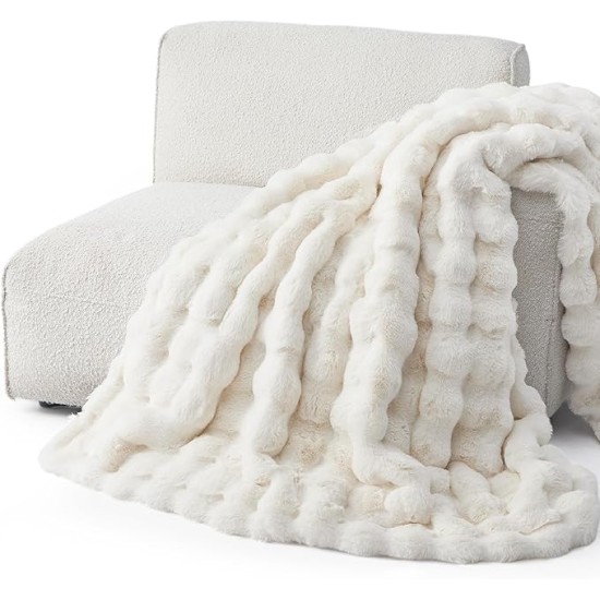 Faux Fur Blanket, White Soft and Fluffy Blanket, Fuzzy Cozy Plush Bubble Blanket for Couch, Sofa and Bed, Thick and Warm Blanket, Christmas Blanket Gift for Women, 50x70 inches