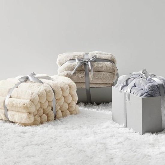 Faux Fur Blanket, Beige Soft and Fluffy Blanket, Fuzzy Cozy Plush Throw Blanket for Couch, Sofa and Bed, Thick and Warm Blanket, Christmas Blanket Gift for Women, 50x70 inches