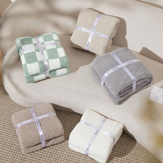 Super Soft Knit Throw Blanket - Warm Cozy Reversible Checkerboard Green Blanket, Fluffy Fuzzy Plush Lightweight Print Blanket for Couch Sofa Bed (50" x 60")