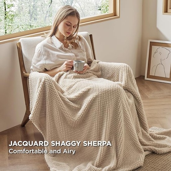 Throw Blanket for Couch - Super Soft Cozy Blankets for Women Girls, Cute Fleece Fluffy Blanket for Bed, Beige, 50x60 Inches