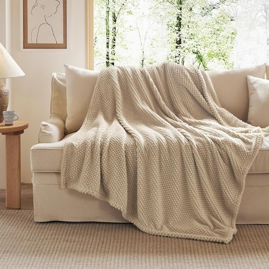 Throw Blanket for Couch - Super Soft Cozy Blankets for Women Girls, Cute Fleece Fluffy Blanket for Bed, Beige, 50x60 Inches