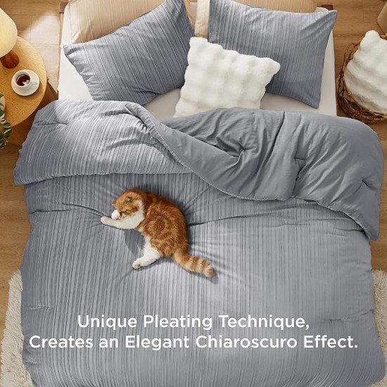 Fluffy Queen Comforter Set, 5 Pieces Soft Bed in a Bag, Warm Luxury Fuzzy Bedding Set Grey Bed Set for Winter with 1 Comforter, 2 Pillowcases, 1 Throw Pillow & Throw Pillowcase