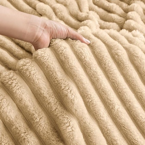Wider Striped 380gsm Thick Khaki Throw Blanket for Couch Super Soft Cozy Blankets for Women Fuzzy Fleece White Blanket for Bed Sofa 50x60