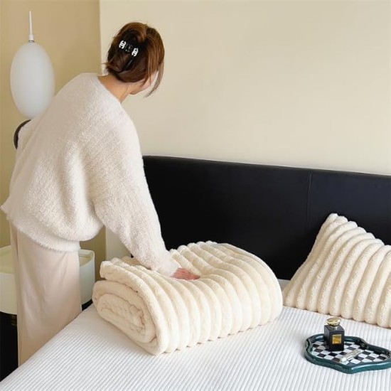 The Bunny Blanket, Soft Fluffy Fuzzy Warm Throw Blanket King Size, Cozy Faux Fur Thick Blanket for Chair Bed Sofa Living Room